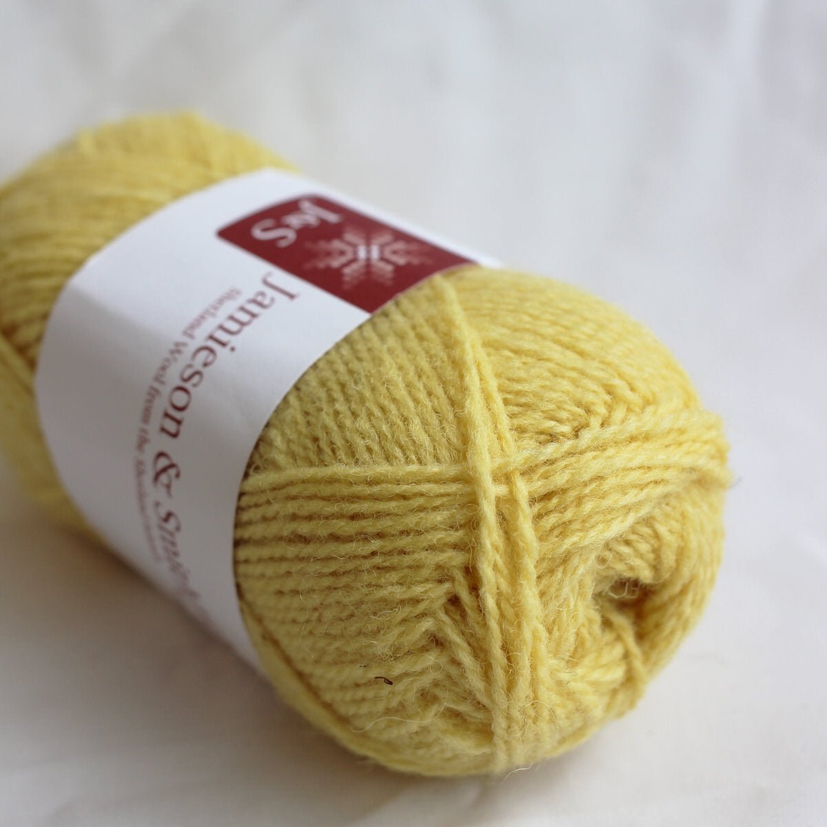 2PLY JUMPER WEIGHT 66 - Jamieson & Smith