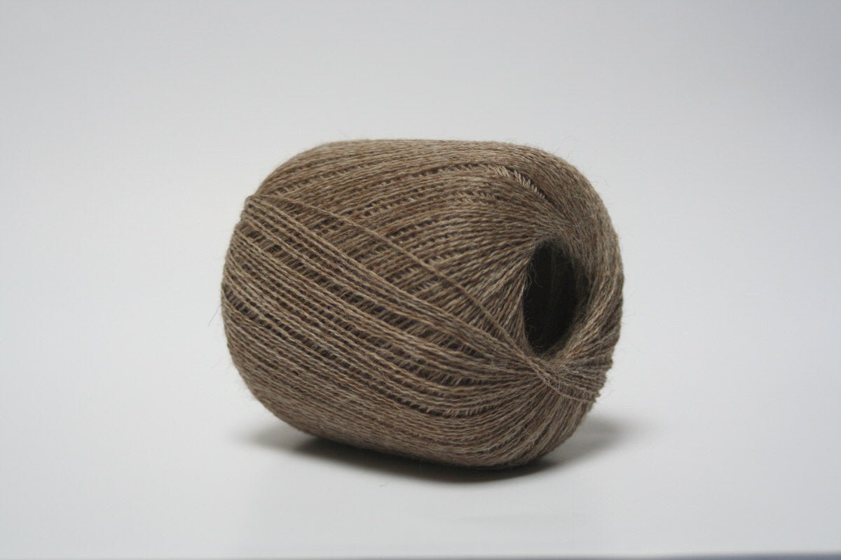 SHETLAND 2PLY SUPREME LACE WEIGHT Fawn - Jamieson & Smith