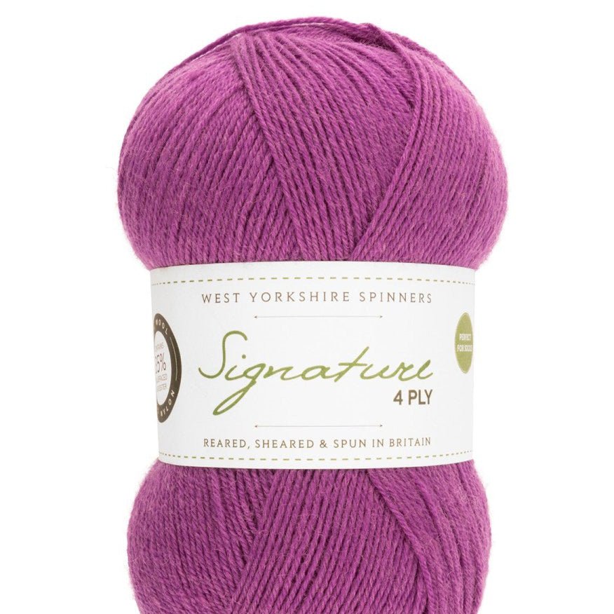 SIGNATURE 4PLY 735 - Blackcurrant Bomb - West Yorkshire Spinners